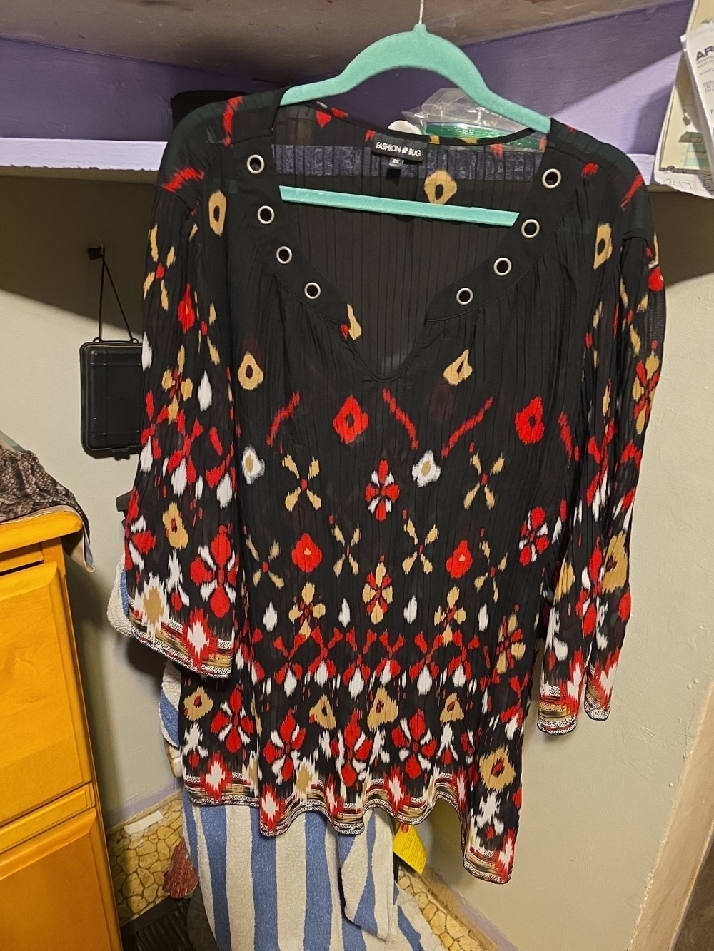 Fashion Bug Black Floral-Print V-Neck Tunic with Eyelet Trim